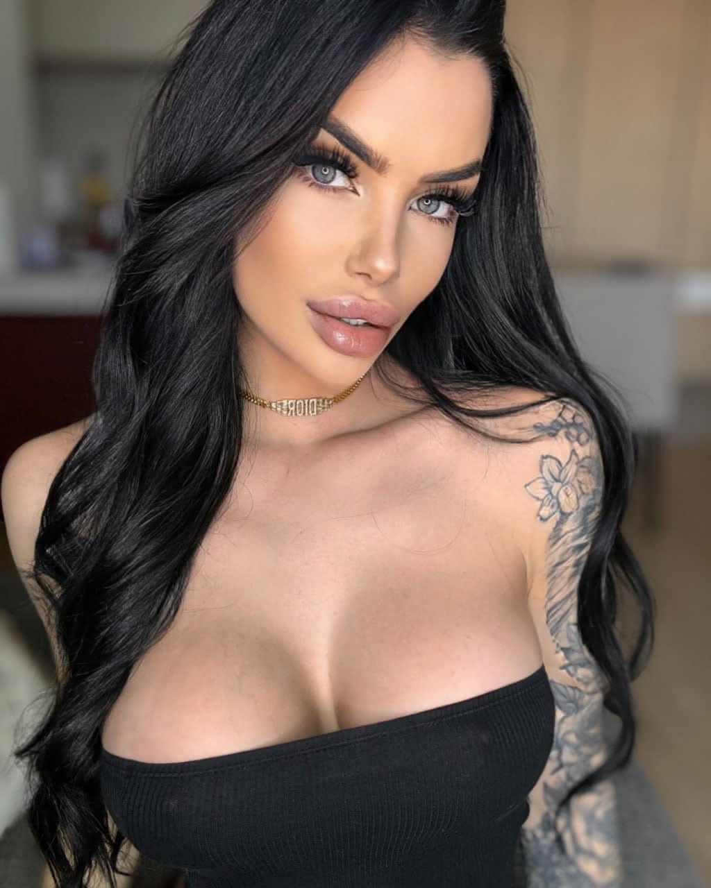 Амира - массажистка